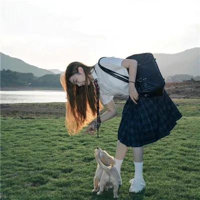 小妞死翘翘